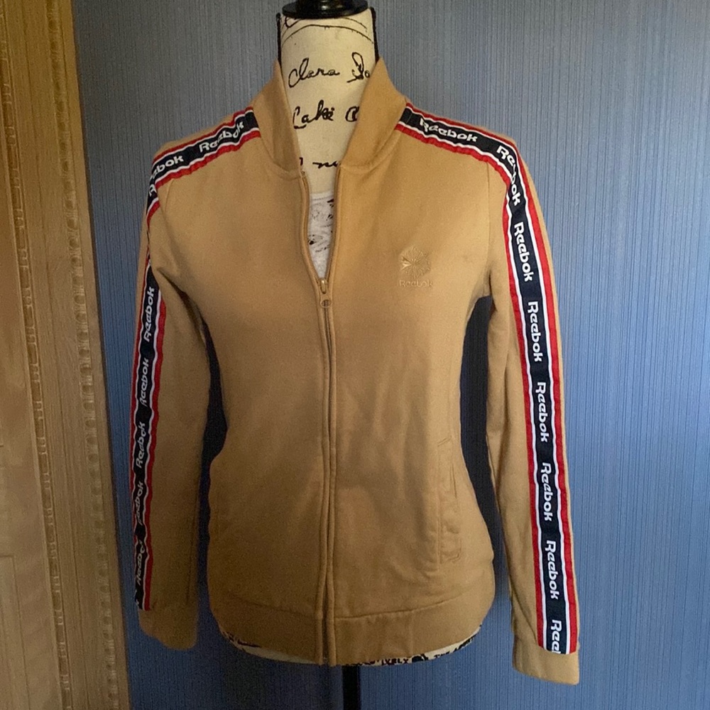 Reebok Classic zip up sweatshirt with pockets